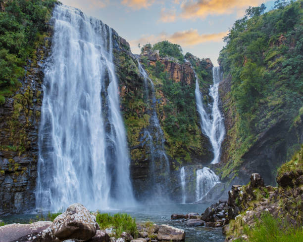 Panorama Route South Africa, Lisbon Falls South Africa, Lisbon Falls is the highest waterfall in Mpumalanga, South Africa. The waterfall is 94 m high. The waterfall lies on the Panorama Route.